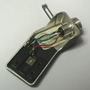 NOS LENCO L60 L85 L90 L830 L833 Cartridge Headshell Coquille porte-cellule Phono